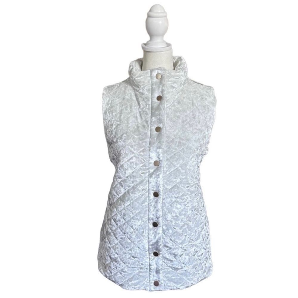 Charter Club Quilted Velvet Outdoor Gold Snap Closure Vest White Size Medium